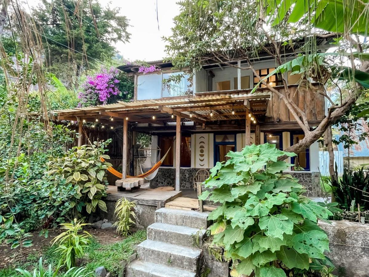Unicorn Reborn - Peaceful Rentals San Marcos La Laguna Exteriör bild