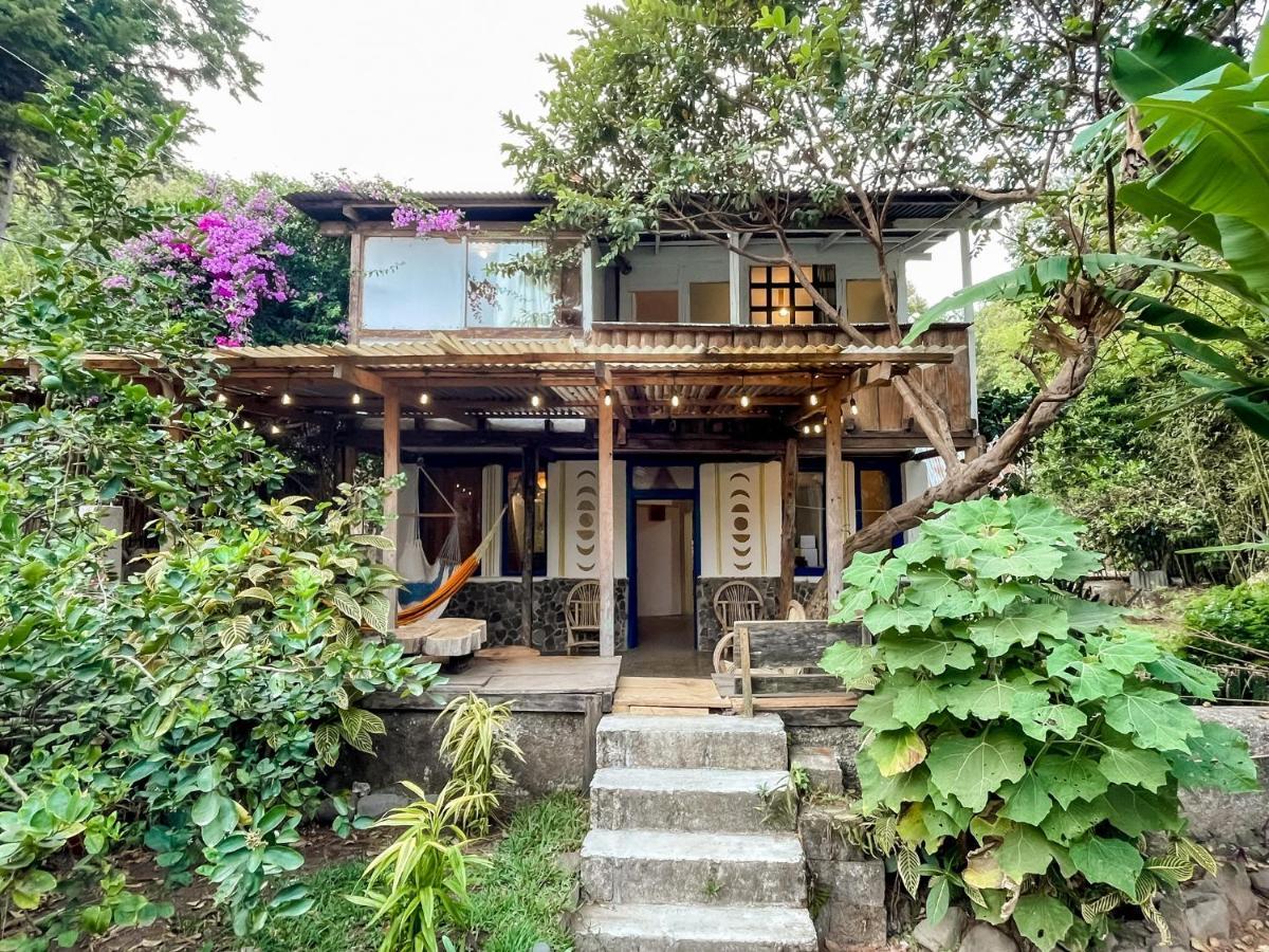 Unicorn Reborn - Peaceful Rentals San Marcos La Laguna Exteriör bild