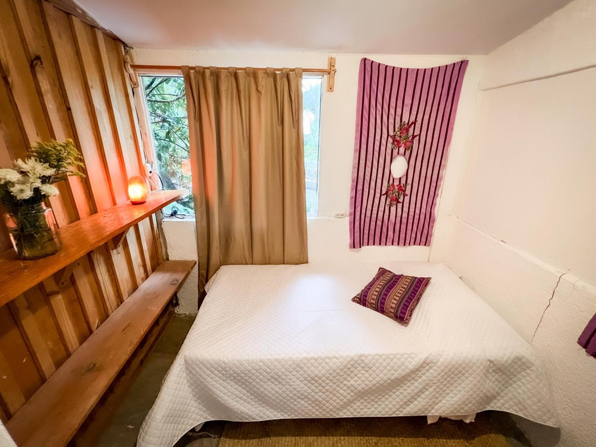 Unicorn Reborn - Peaceful Rentals San Marcos La Laguna Exteriör bild