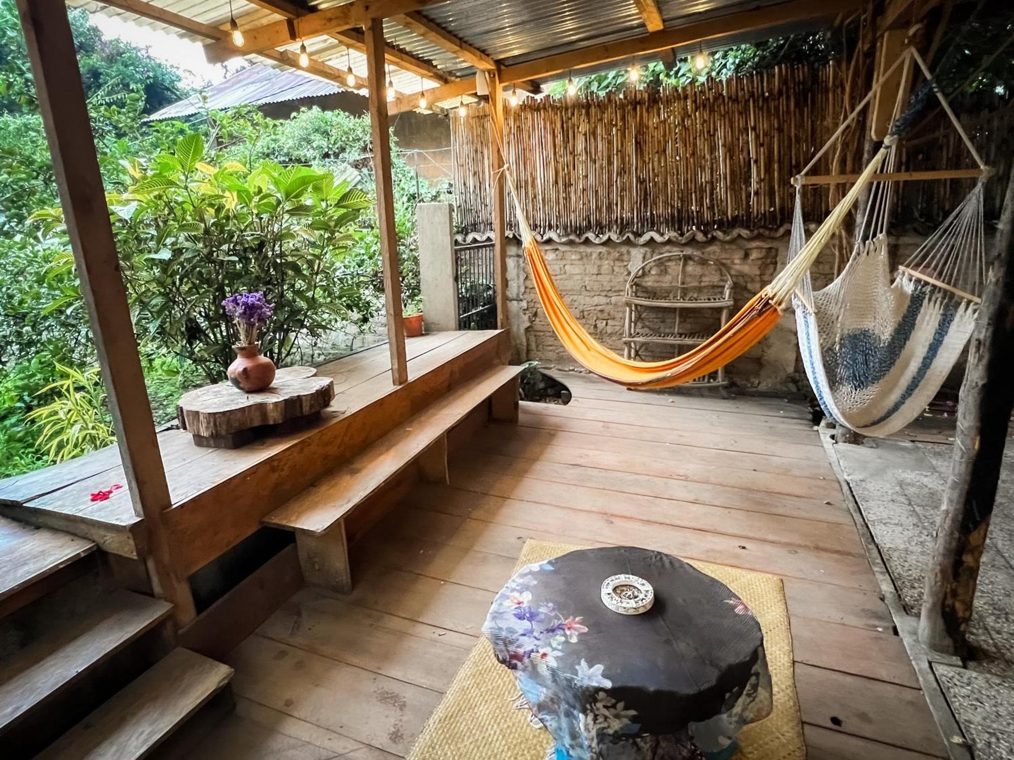 Unicorn Reborn - Peaceful Rentals San Marcos La Laguna Exteriör bild