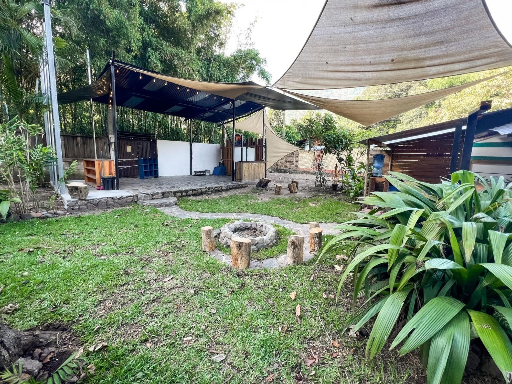 Unicorn Reborn - Peaceful Rentals San Marcos La Laguna Exteriör bild